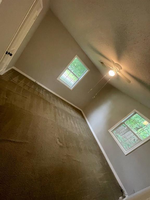 Building Photo - 6110 Sherwood Dr