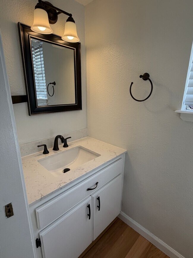 Building Photo - 26156 Sanz