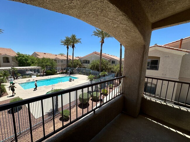 Building Photo - Las Vegas Condo available for rent.
