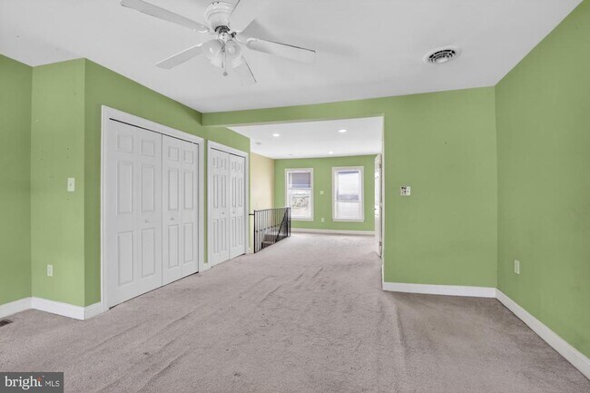 Building Photo - 219 Hermitage St