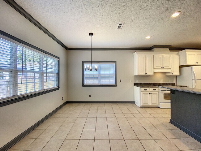 Building Photo - 202 Wynn Rd