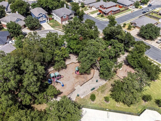 Building Photo - 9004 Berryline Cove