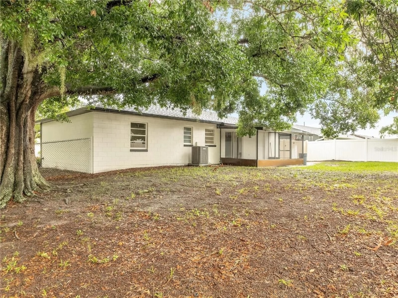 Building Photo - 3084 Anthony Ln