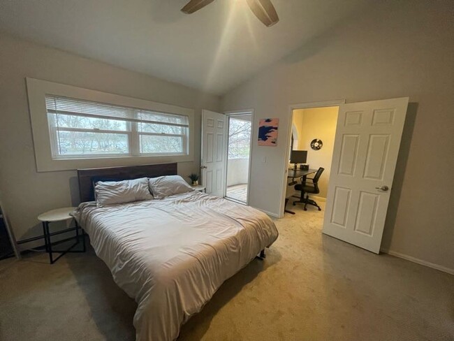 Building Photo - LOCATION LOCATION!! Contemporary & Updated...