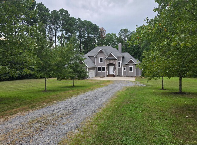 Building Photo - 369 Ketchie Creek Rd