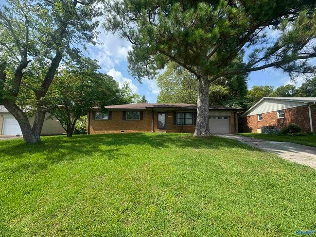 Building Photo - 4718 Rutledge Dr NW