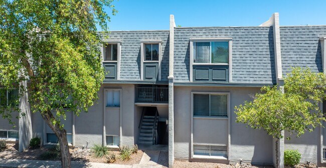 Building Photo - 1010 E Osborn Rd