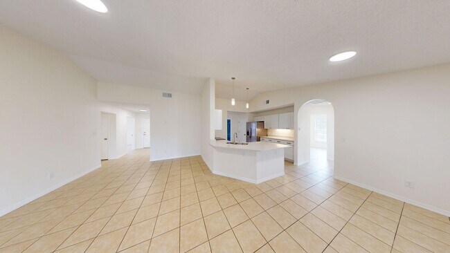 Building Photo - 4Br/ 2Bath Home In Clermont - Available Now!