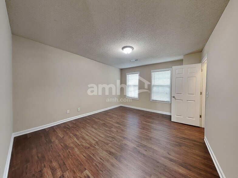 Building Photo - 2286 Rothwood Acres Rd