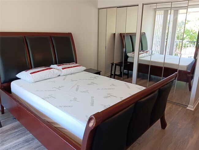 Building Photo - 2700 Bayshore Blvd