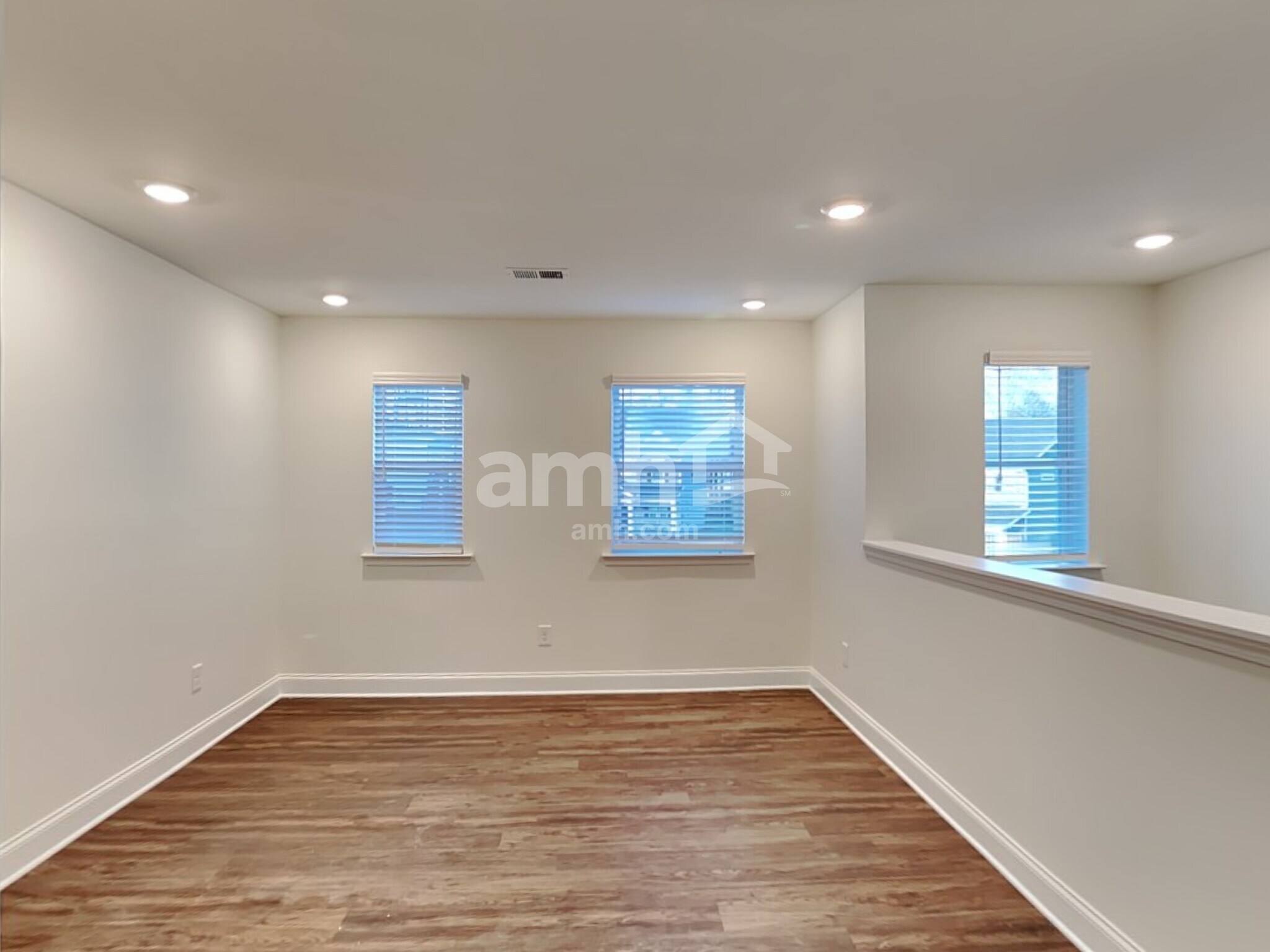 Building Photo - 728 Callan Ct