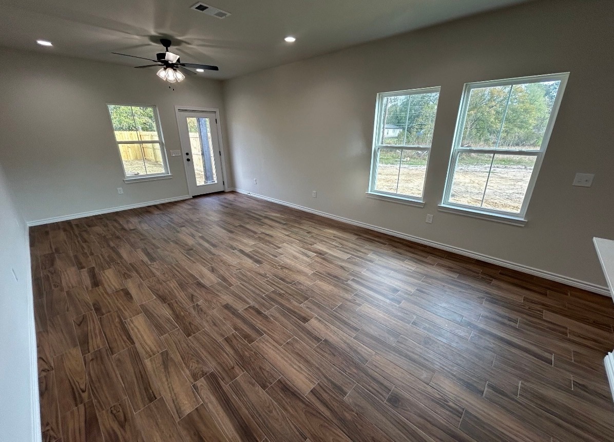 Building Photo - 8437 Harvard Dr