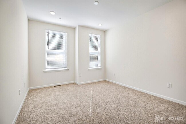 Building Photo - 507 Sadie Cir