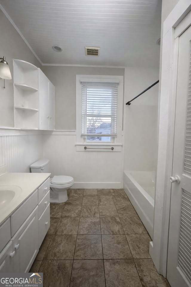 Building Photo - 392 S Cherokee Rd