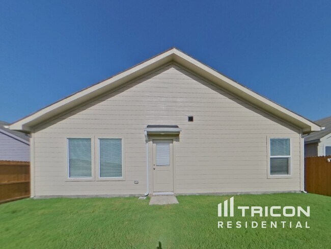 Building Photo - 827 Ginkgo Wy