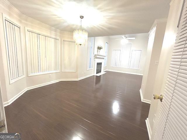 Building Photo - 305 Carriage Chase