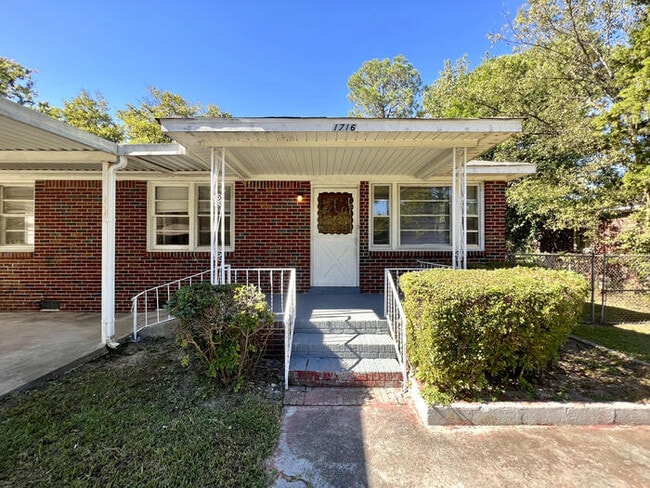 Building Photo - 1716 Covair St