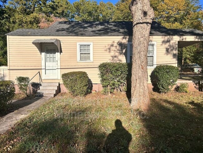 Building Photo - 1329 Eisenhower Rd