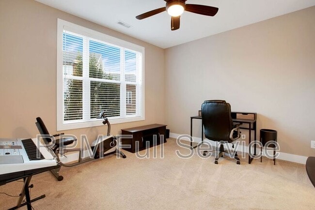 Building Photo - 508 Vernon Cir