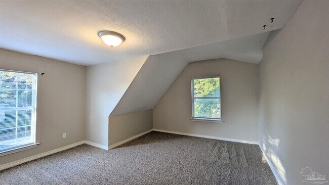 Building Photo - 3500 W Cervantes St