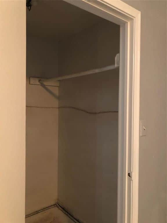 Building Photo - 12500 Sandpiper Dr