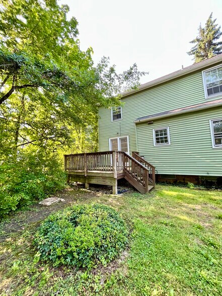 Building Photo - 2463 Derbyshire Rd