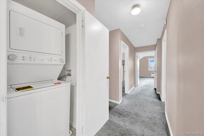 Building Photo - 169 Old Mamaroneck Rd