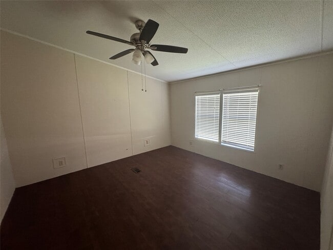 Building Photo - 16415 Tamra Ct