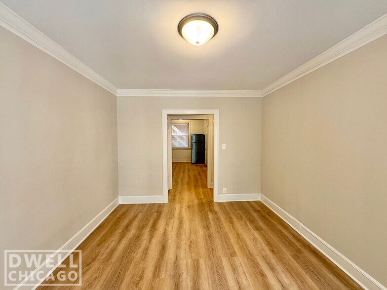 Building Photo - 2327 N Spaulding Ave