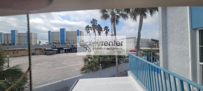 Building Photo - 151 Medallion Blvd