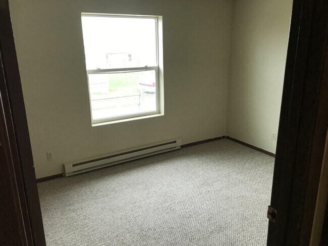 Building Photo - 308 Sunrise Dr