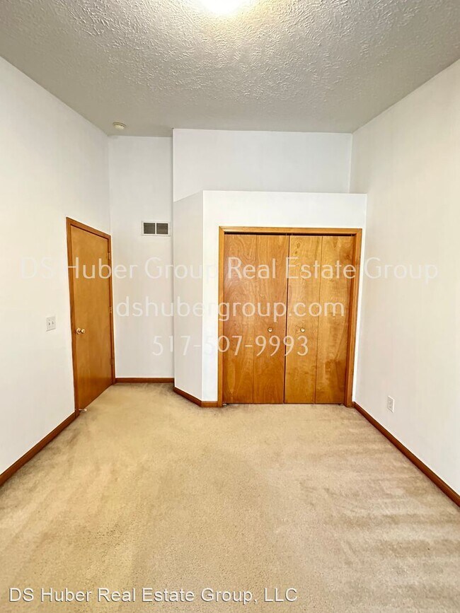 Building Photo - 4 br, 2 bath House - 13505 Webster Rd