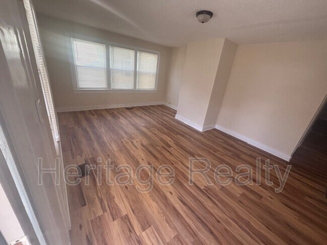 Building Photo - 2024 Atchley St