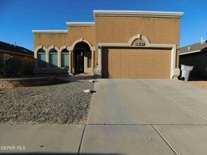 Building Photo - 14389 Early Morn Ave