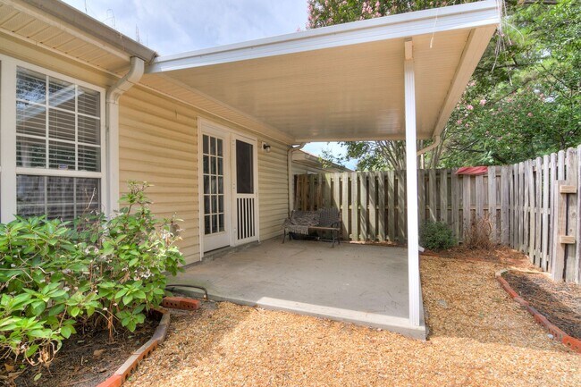 Building Photo - 275 Caldwell Cir