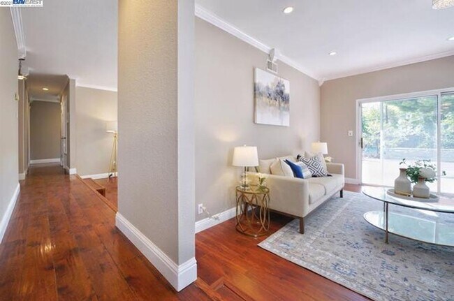 Building Photo - SERENE SYLVAN SANCTUARY - 4 Bed/2 Bath Home w/Private Pool - FREMONT