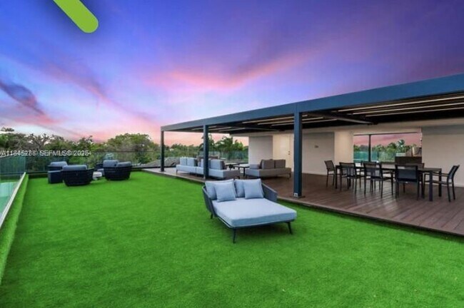 Building Photo - 1248 NE 89th St