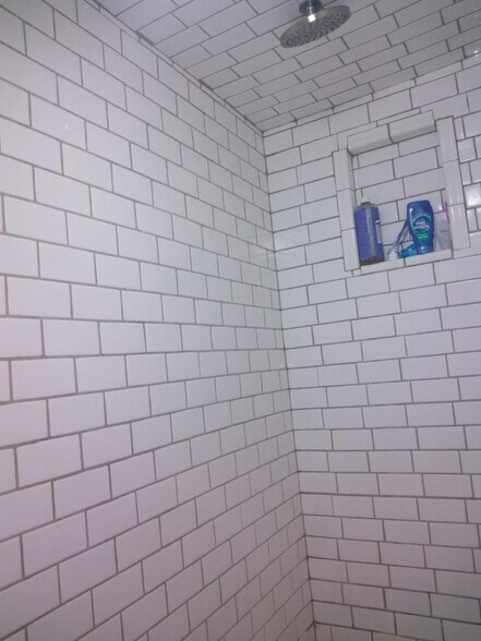 Building Photo - 3251 Silsby Rd