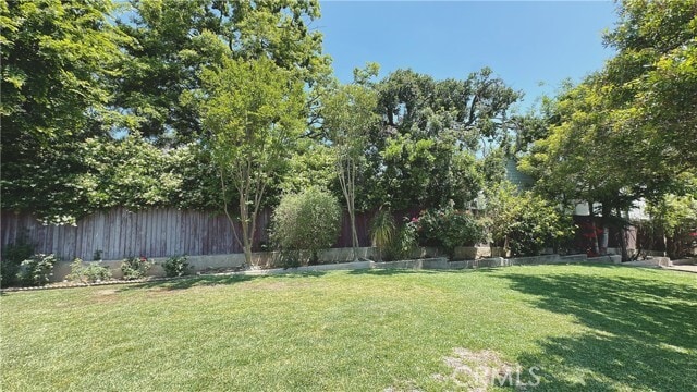 Building Photo - 2051 Fair Oaks Ave