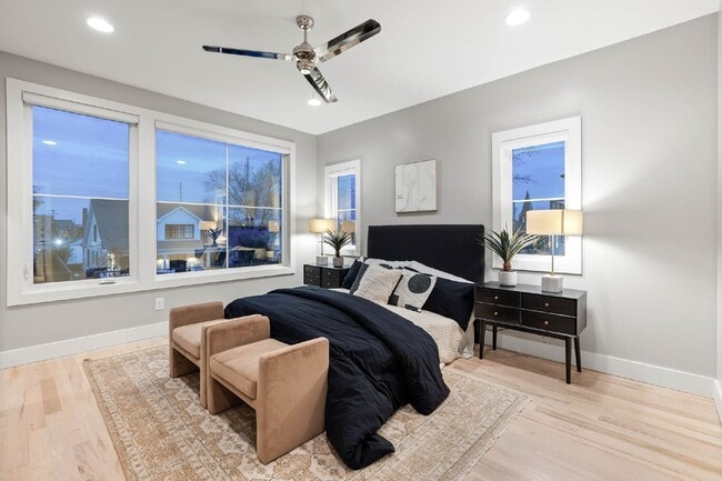 Building Photo - Spacious 4-Bed Gem in Nashville: 2360 sq f...