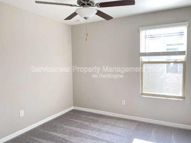 Building Photo - 7049 Samuel Ivy Dr