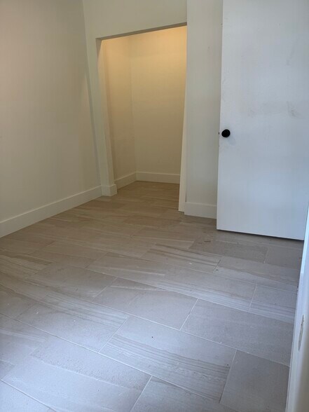Bedroom with large closet view - 4620 McGregor Blvd