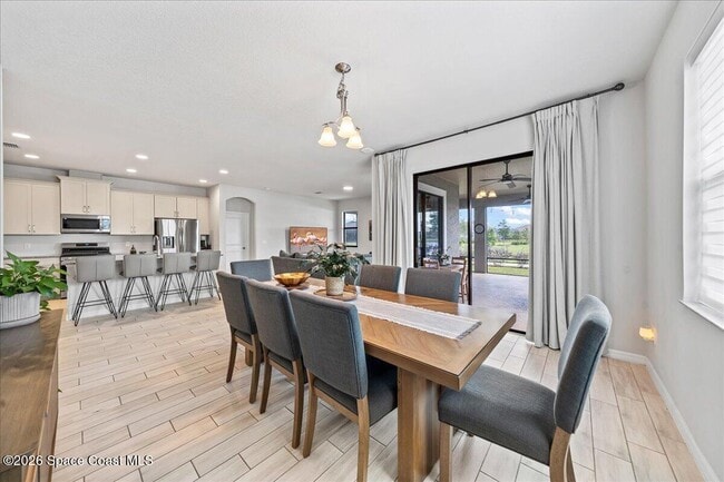 Building Photo - 8080 Lucent Ct