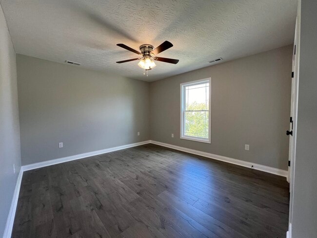 Building Photo - 309 Gallahadion Ct