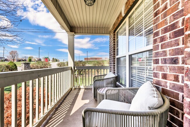 Building Photo - 3460 Oak Creek Dr