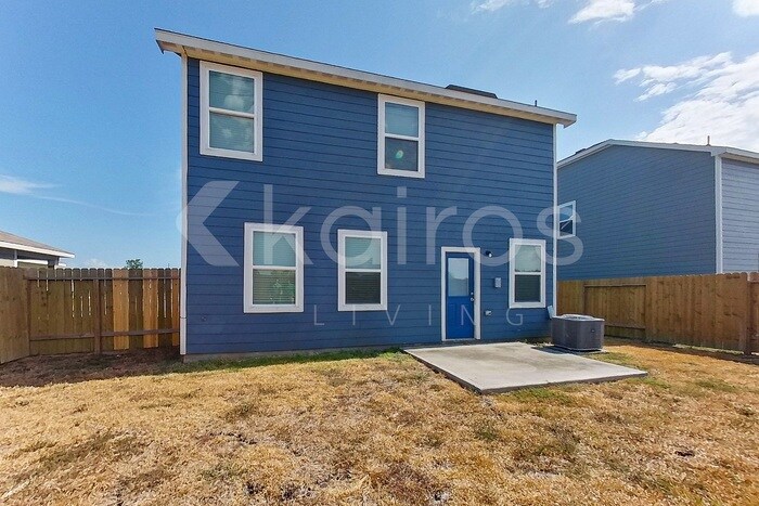 Building Photo - 5523 Littoral Rd