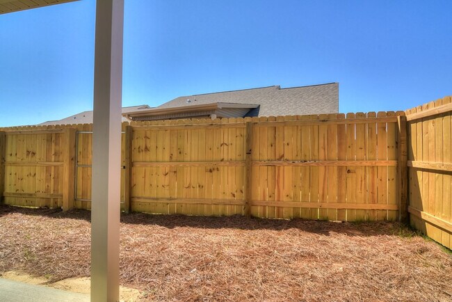 Building Photo - 115 Brow Tine Ct