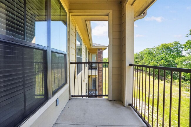 Building Photo - 1355 Ranch Pkwy