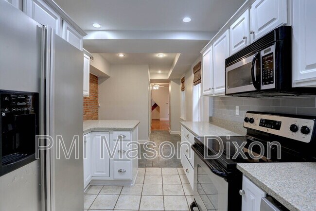 Building Photo - 1416 Riverside Ave