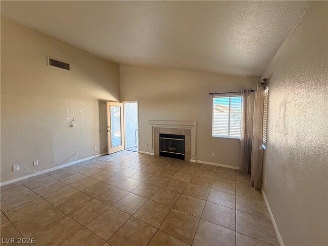 Building Photo - 3106 Alfa Romero Ave